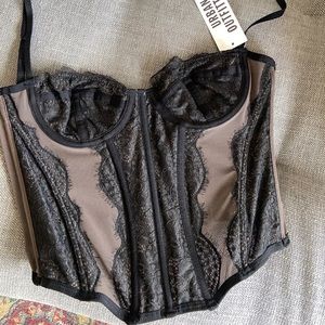 black urban corset